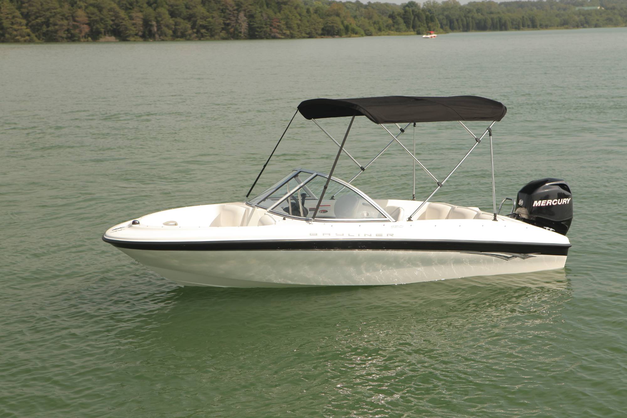 bayliner160OB_bimini_8463