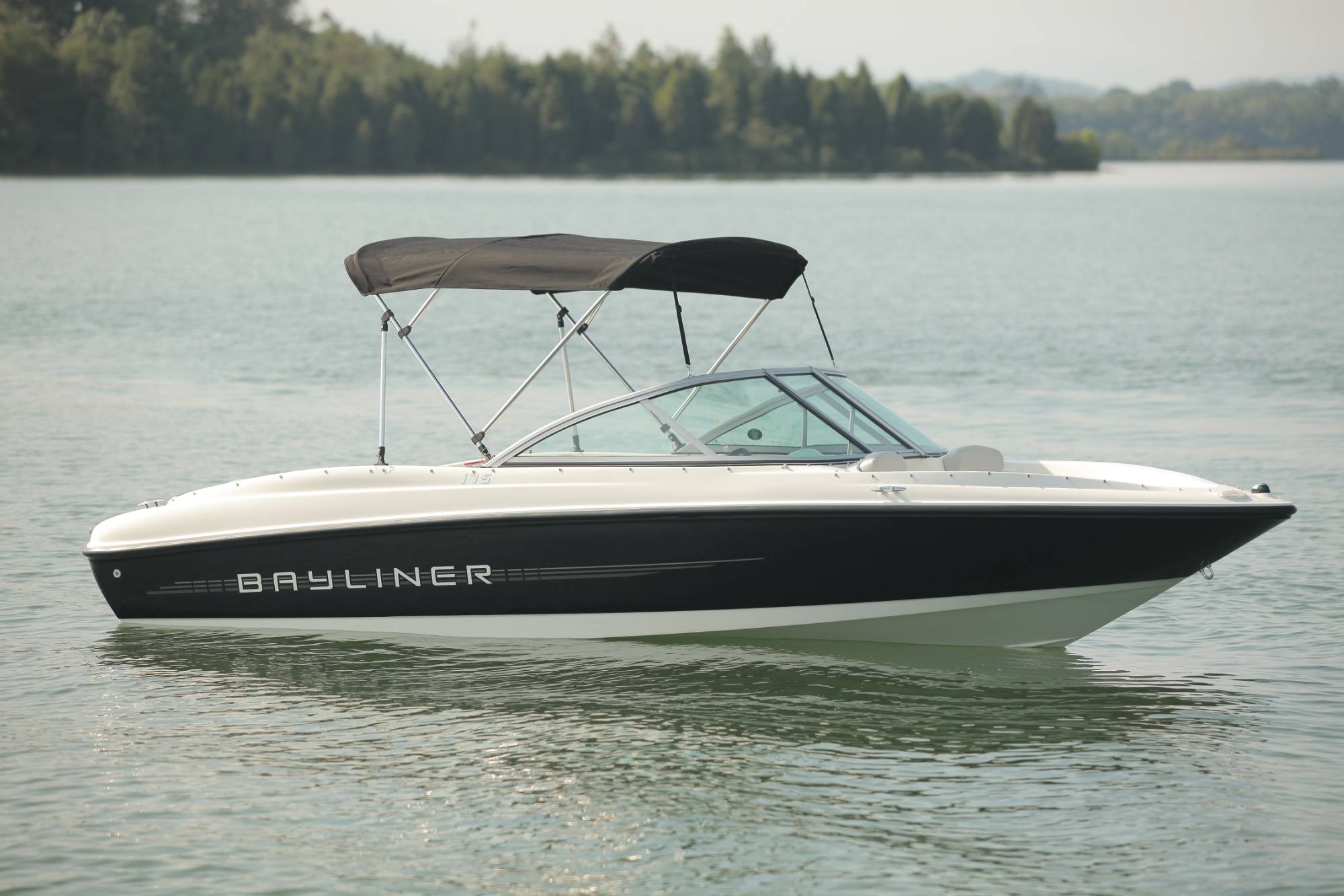bayliner175_bimini_7319