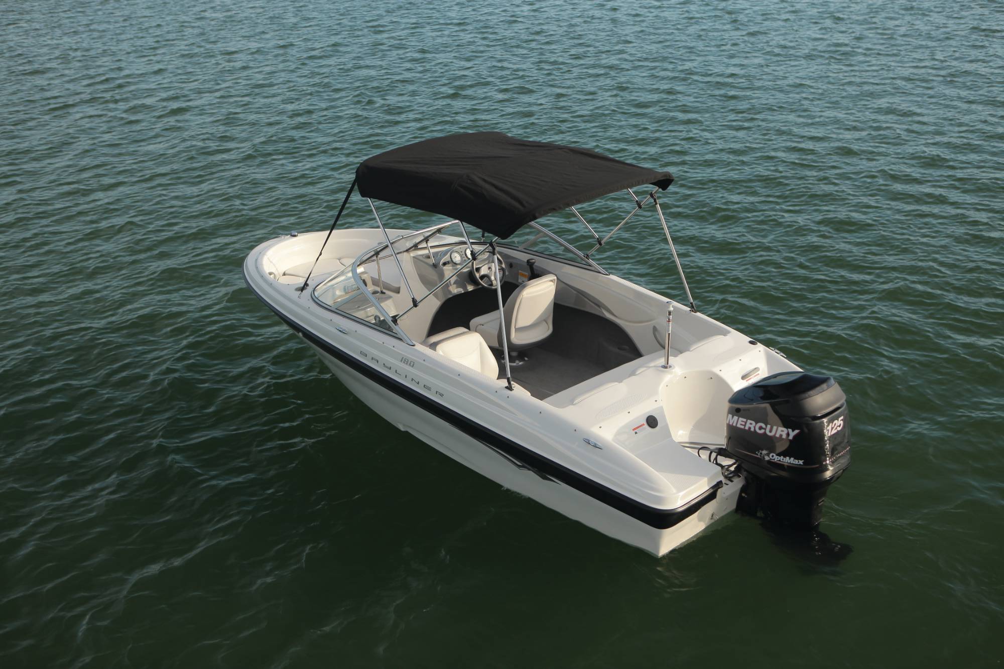 bayliner180OB_bimini_6755