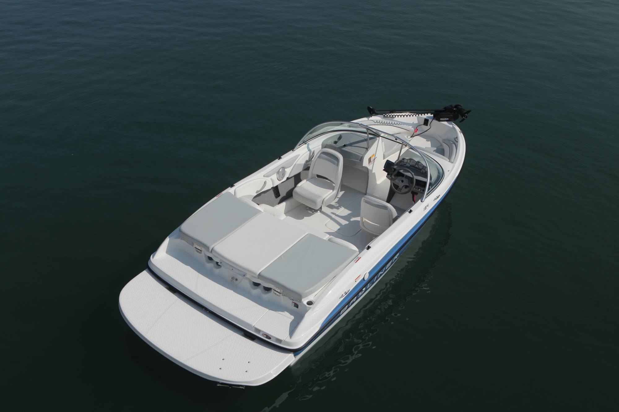 bayliner184_afloat_8121