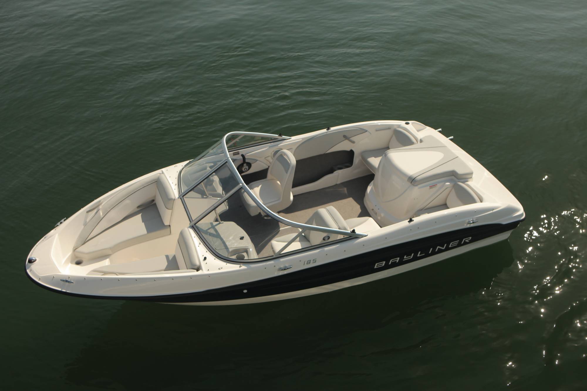bayliner185_afloat_6016