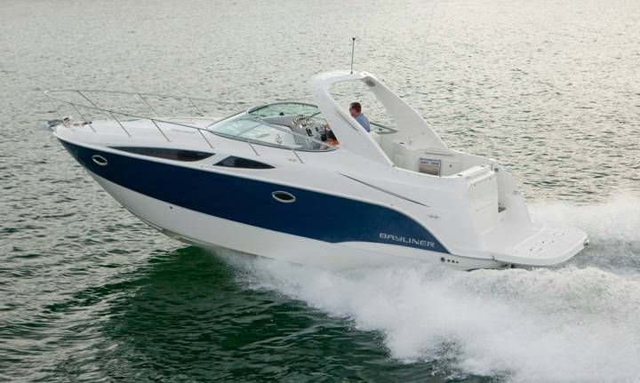 bayliner335_running_2961