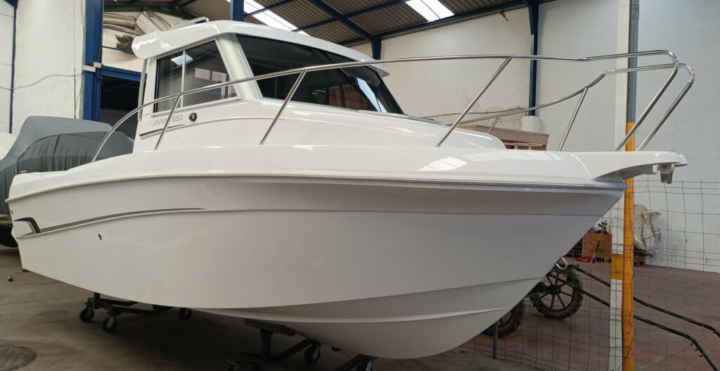 JAVANA 650 MOTOR MERCURY F100