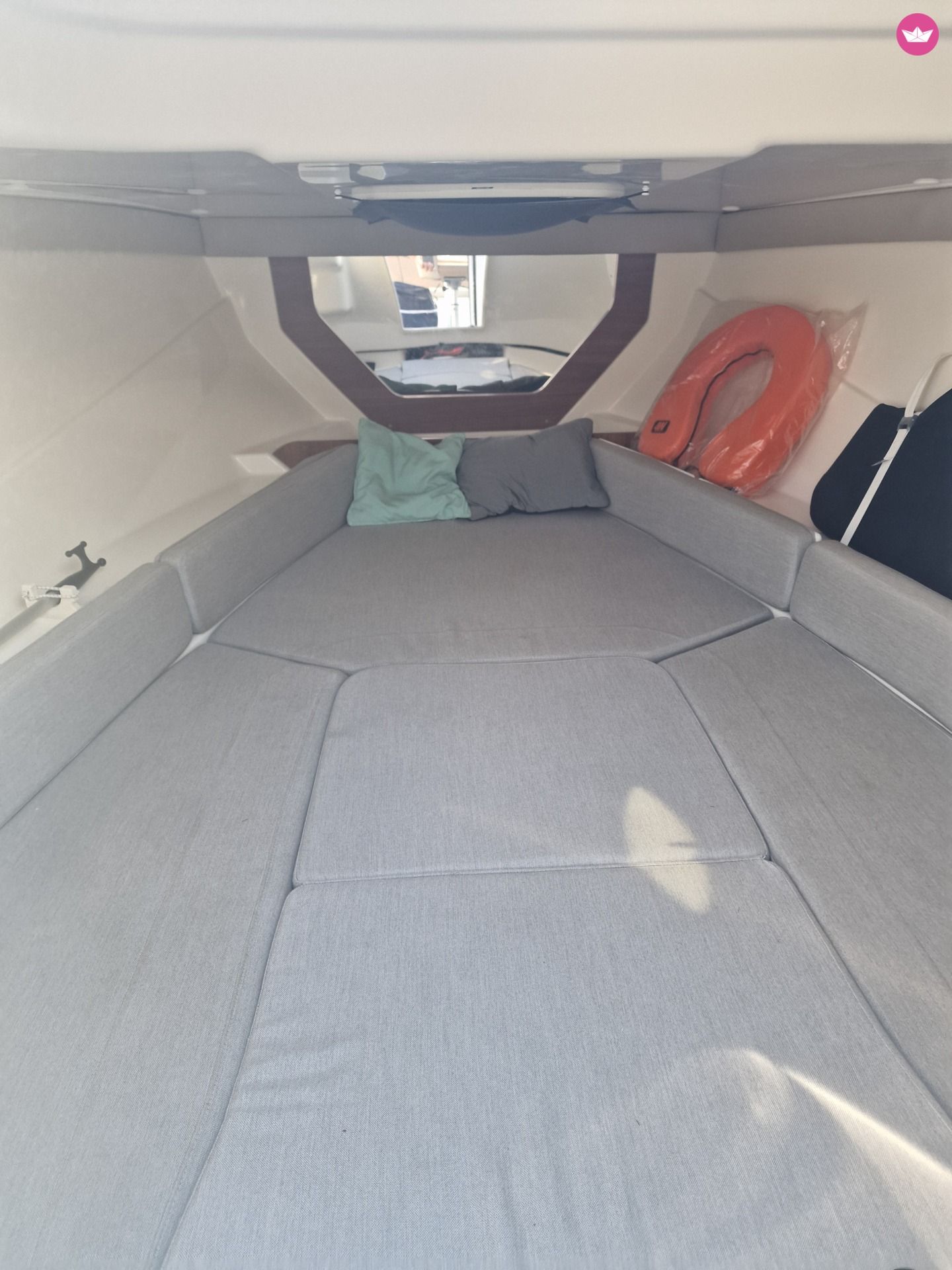 755 SUNDECK 5 755 SUNDECK 5