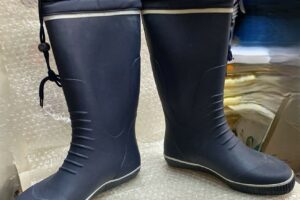 BOTAS DE AGUA NAUTICAS