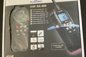 EMISORA VHF PORTATIL